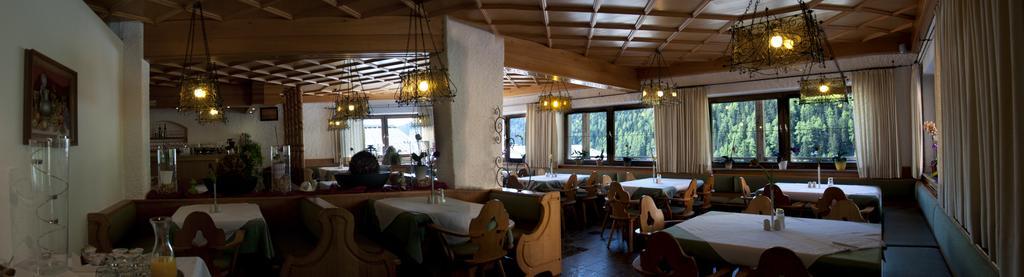 Hotel Edelweiss Malles Venosta Εξωτερικό φωτογραφία