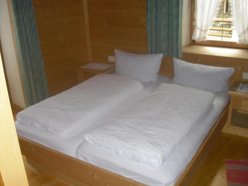 Hotel Edelweiss Malles Venosta Δωμάτιο φωτογραφία